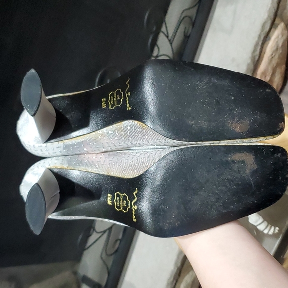 Nina Lotus Silver Mesh Heels - Picture 4 of 5